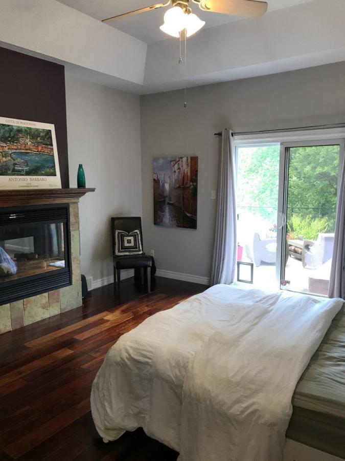 Appartamento Cozy Luxury On The Thames In Ontario! Londra Esterno foto