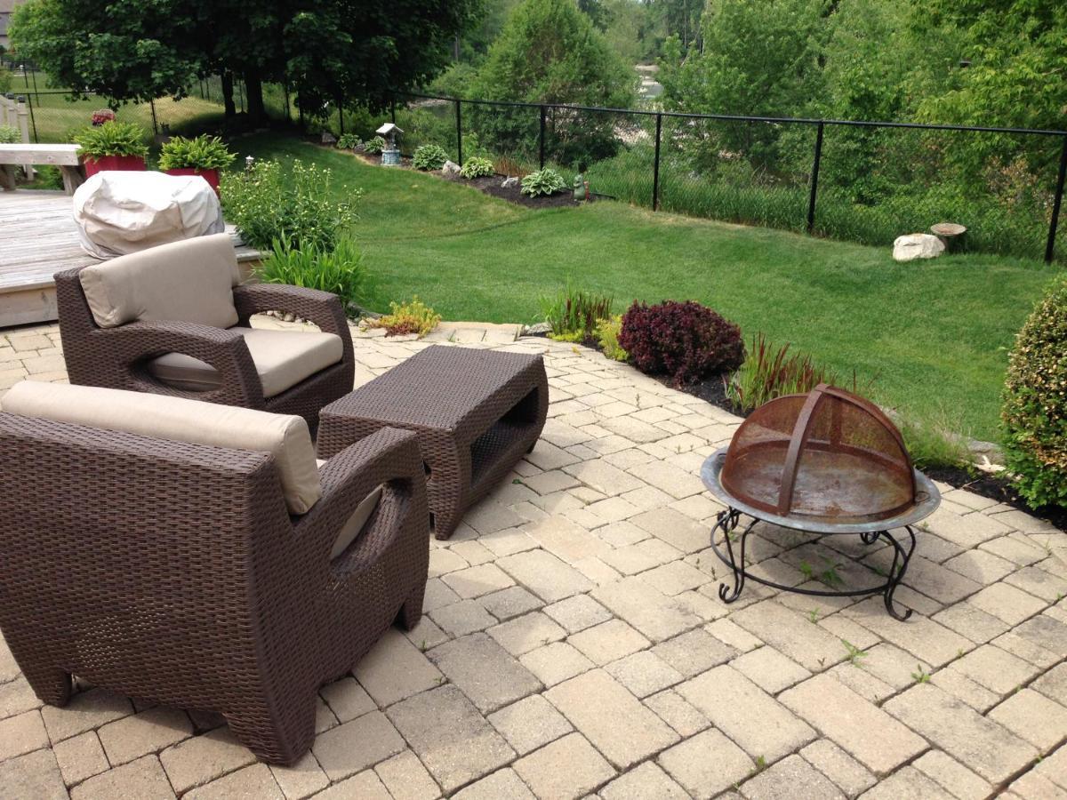 Appartamento Cozy Luxury On The Thames In Ontario! Londra Esterno foto