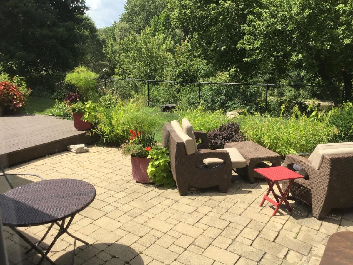 Appartamento Cozy Luxury On The Thames In Ontario! Londra Esterno foto